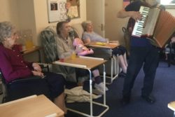 Residents-being-entertained-