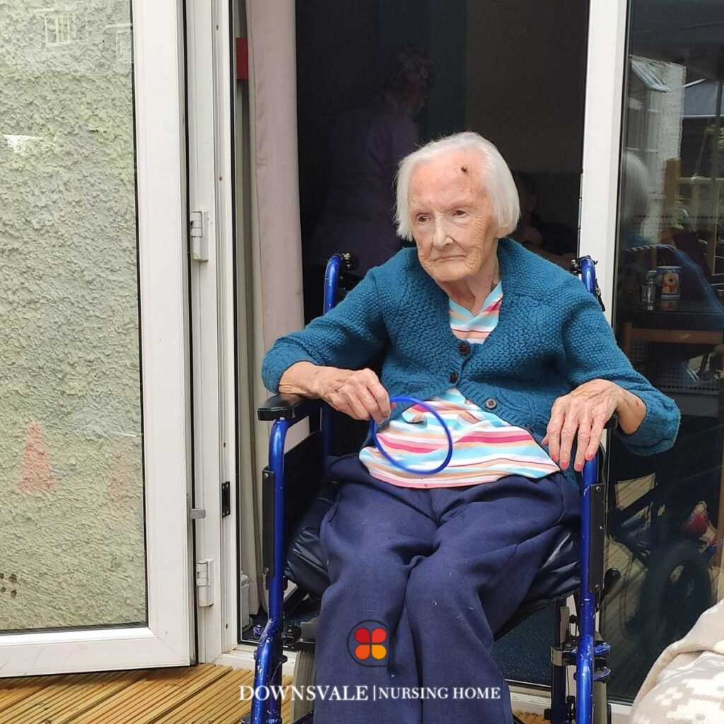 Nursing and Residential Care home in surrey- Downsale